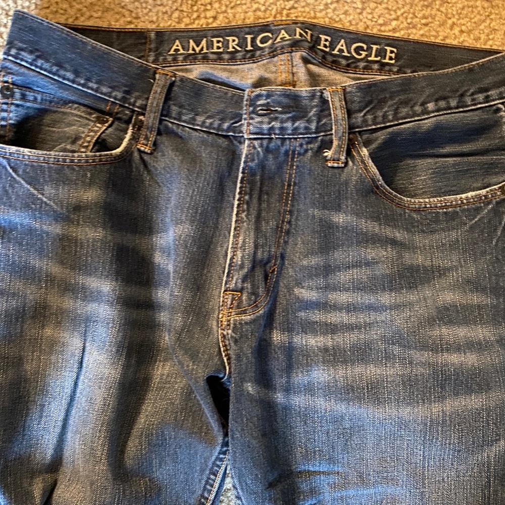 American Eagle Jean size 32/34 in good condition